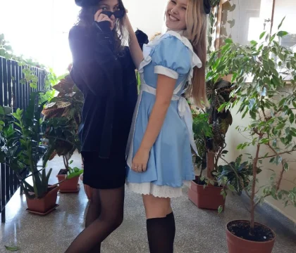 10