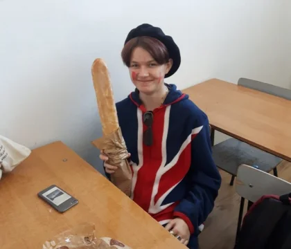 62