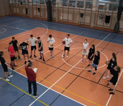 2021-2022 Mikołajkowy Turniej Koszykówki