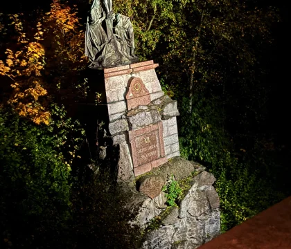 261