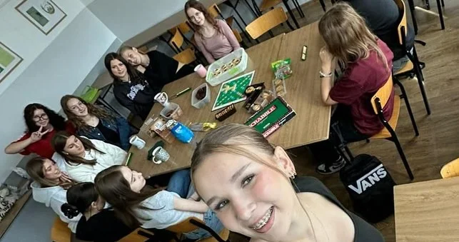 9