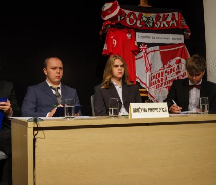 10Debata_1
