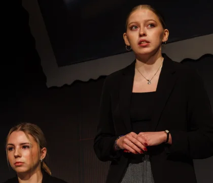 14Debata_1