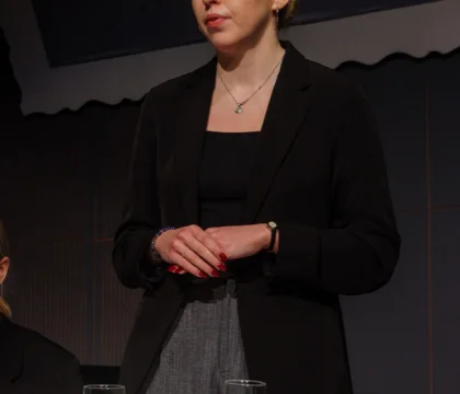 15Debata_1