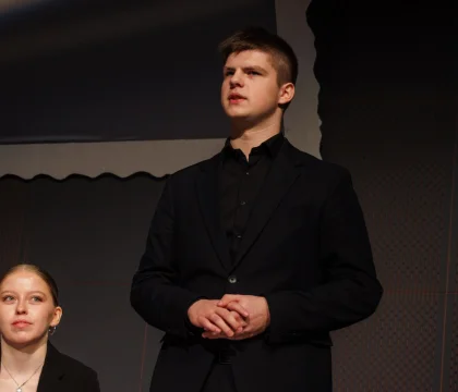 37Debata_1