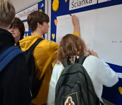 0dzien-1