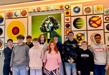 32