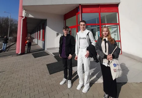 18